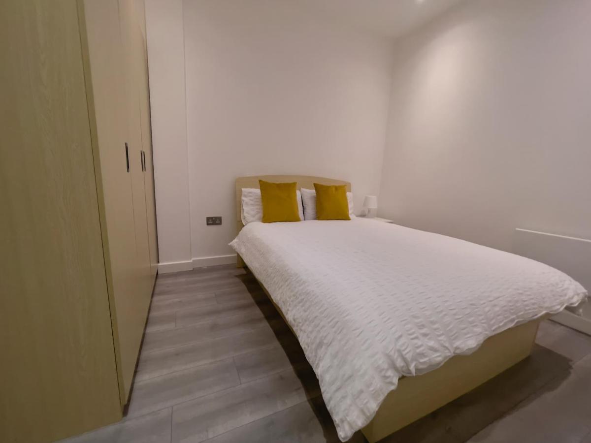 Lovely 2 Double Bedroom Flat With Free Parking - At The Atrium Mk Milton Keynes Exteriér fotografie