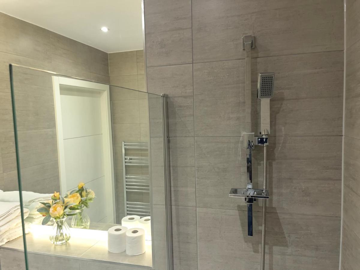 Lovely 2 Double Bedroom Flat With Free Parking - At The Atrium Mk Milton Keynes Exteriér fotografie
