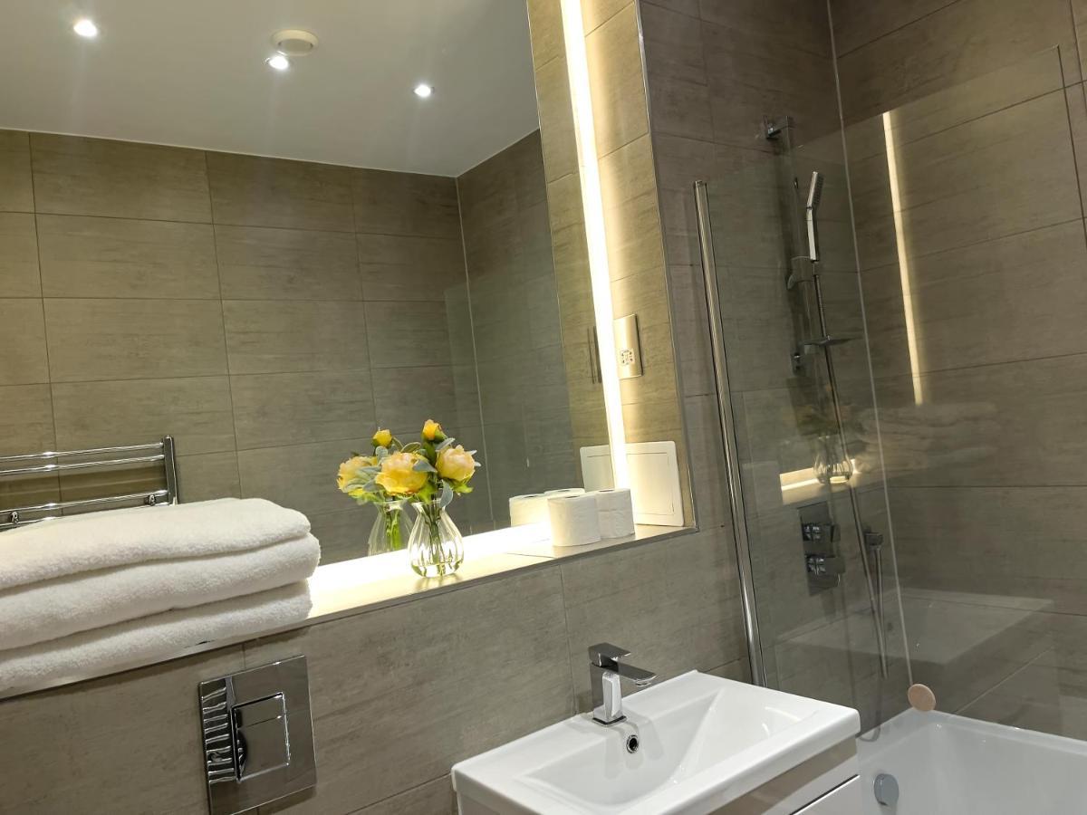 Lovely 2 Double Bedroom Flat With Free Parking - At The Atrium Mk Milton Keynes Exteriér fotografie